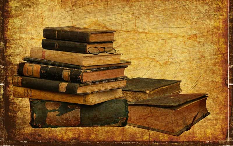 2 Buku Unik yang Isinya Paling Misterius dan Belum Terpecahkan